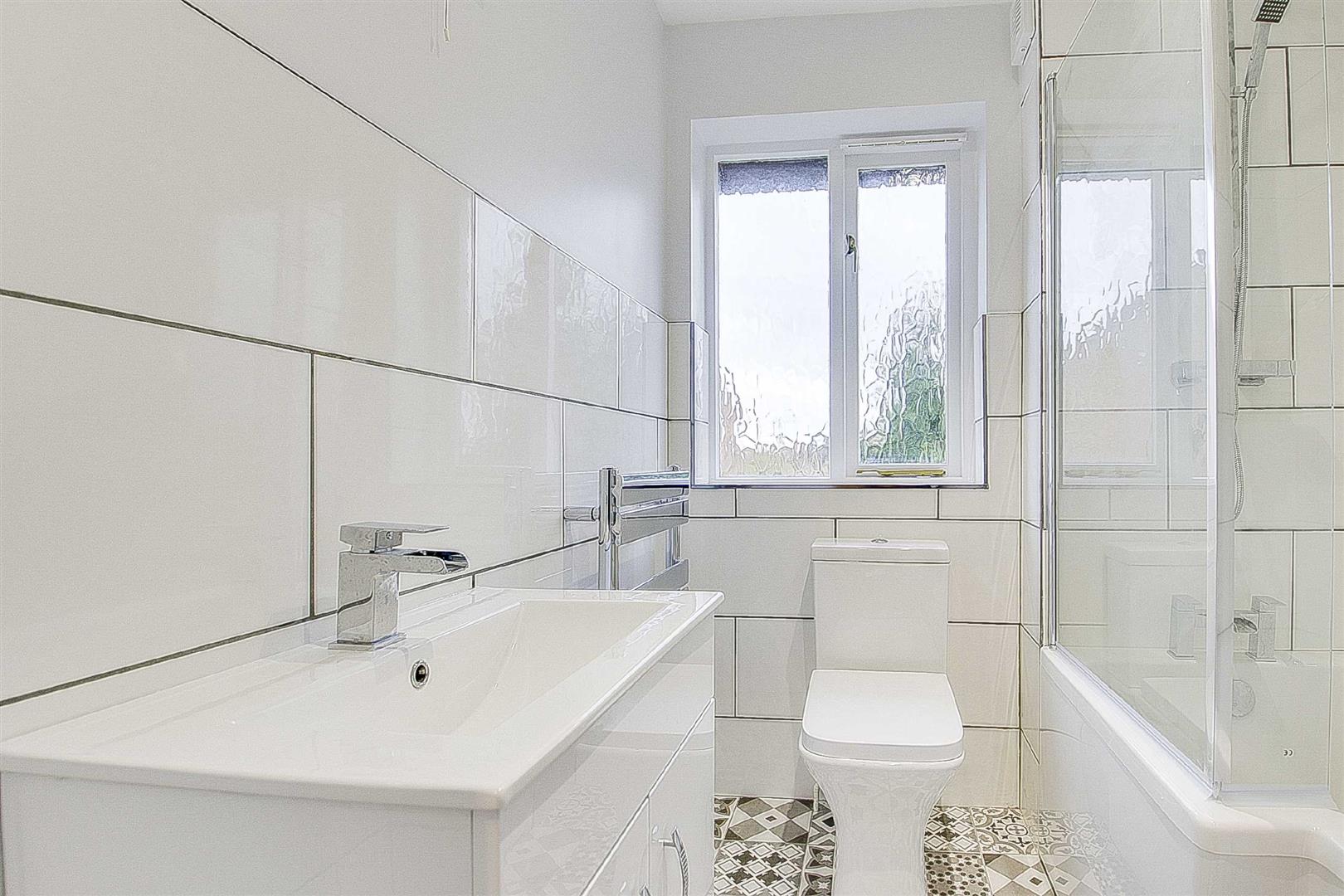 Bickleigh Crescent, Furzton, Milton Keynes